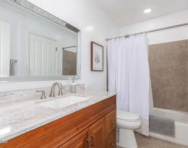 8490 E Chaparral Road - Photo Thumbnail 20