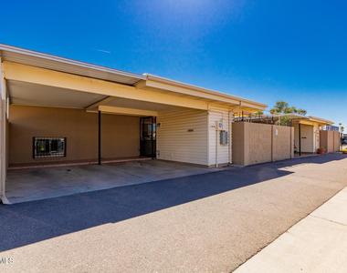 8490 E Chaparral Road - Photo Thumbnail 26