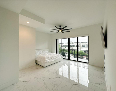 113 Se 1st Circle - Photo Thumbnail 8