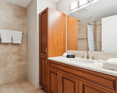 7161 E Rancho Vista Drive - Photo Thumbnail 17