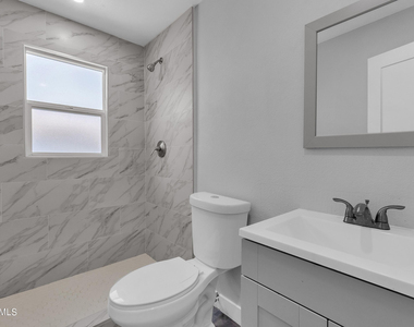 3110 N 39th Street - Photo Thumbnail 12