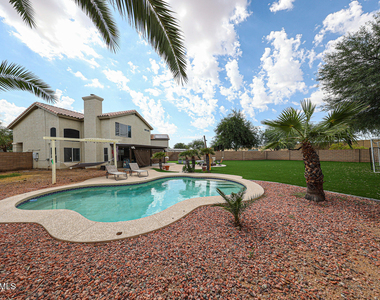 3902 E Rosemonte Drive - Photo Thumbnail 39