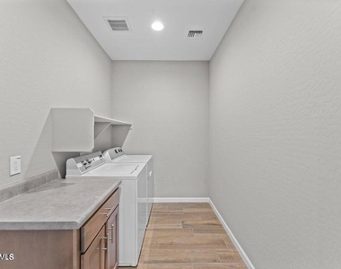 3261 Maverick Drive - Photo Thumbnail 28