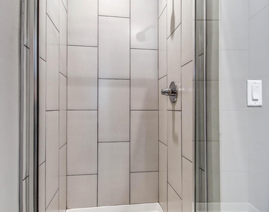 1037 S Farmer Avenue - Photo Thumbnail 16