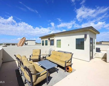 7338 E Casitas Del Rio Drive - Photo Thumbnail 37
