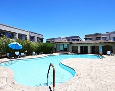 7338 E Casitas Del Rio Drive - Photo Thumbnail 24