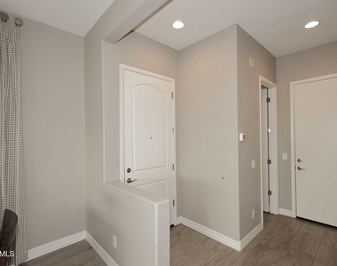 7338 E Casitas Del Rio Drive - Photo Thumbnail 10