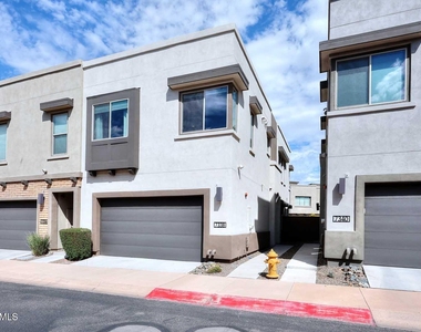 7338 E Casitas Del Rio Drive - Photo Thumbnail 7