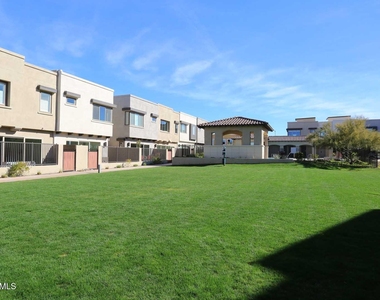 7338 E Casitas Del Rio Drive - Photo Thumbnail 20