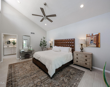 8733 E Appaloosa Trail - Photo Thumbnail 12
