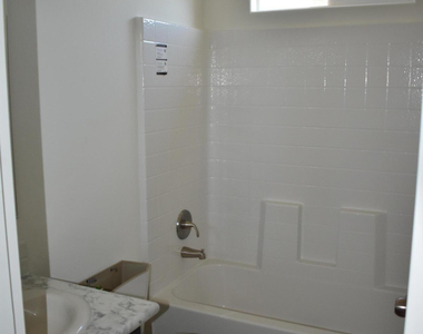 620 W Limberlost Drive - Photo Thumbnail 19
