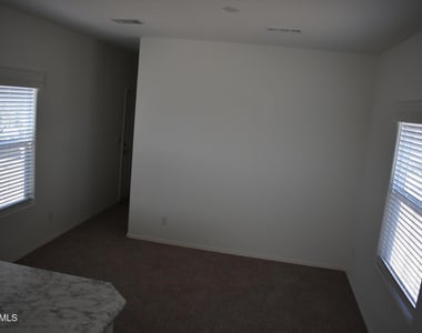 620 W Limberlost Drive - Photo Thumbnail 6