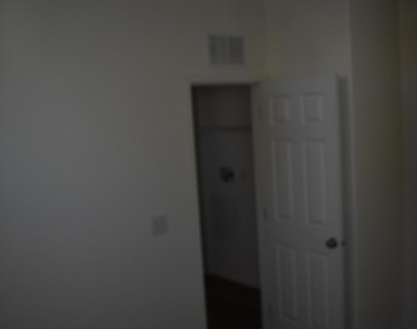 620 W Limberlost Drive - Photo Thumbnail 12