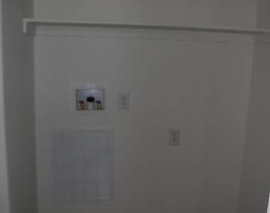 620 W Limberlost Drive - Photo Thumbnail 10