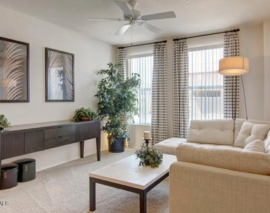 3825 W Anthem Way - Photo Thumbnail 1