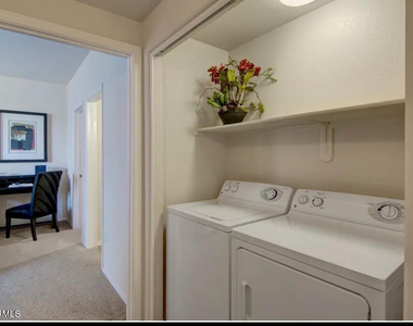 3825 W Anthem Way - Photo Thumbnail 5
