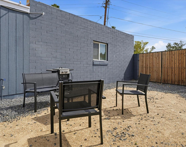 1548 N Upland Circle - Photo Thumbnail 18