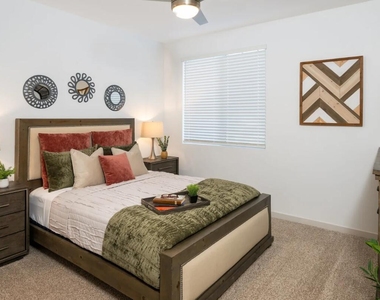 3545 E Warner Road - Photo Thumbnail 4