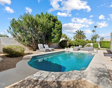 8338 E San Rafael Drive - Photo Thumbnail 17