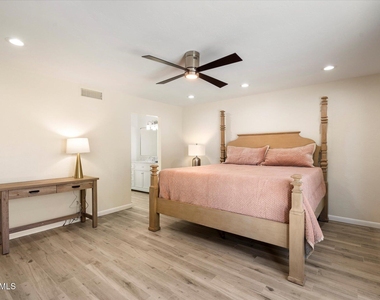8338 E San Rafael Drive - Photo Thumbnail 10