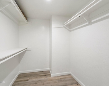 8338 E San Rafael Drive - Photo Thumbnail 12