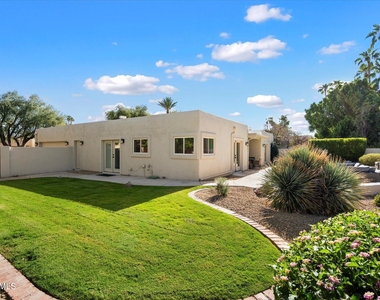 8338 E San Rafael Drive - Photo Thumbnail 20
