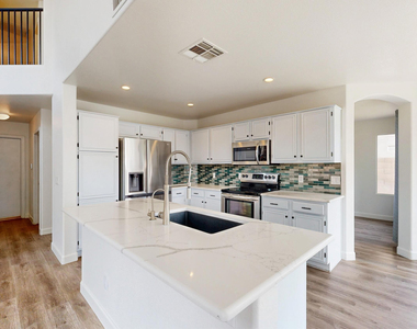 21927 N 74th Lane - Photo Thumbnail 18