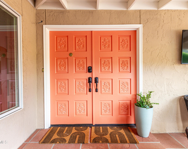 14425 N Coral Gables Drive - Photo Thumbnail 9