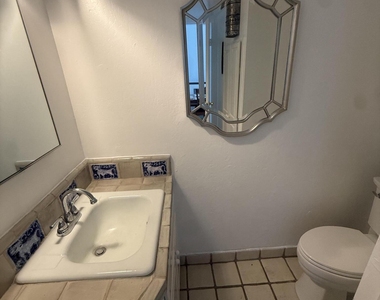 4630 N 68th Street - Photo Thumbnail 17