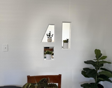 4630 N 68th Street - Photo Thumbnail 7