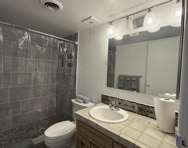 4630 N 68th Street - Photo Thumbnail 16