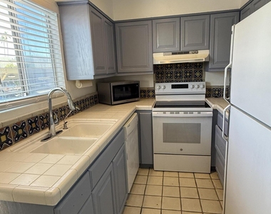4630 N 68th Street - Photo Thumbnail 33