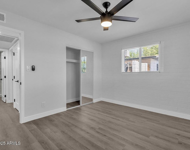 3116 N 39th Street - Photo Thumbnail 13