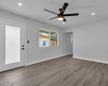 3116 N 39th Street - Photo Thumbnail 6