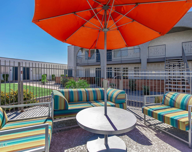 10860 N 85th Avenue - Photo Thumbnail 10