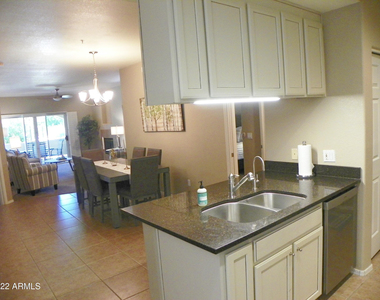 8653 E Royal Palm Road - Photo Thumbnail 3