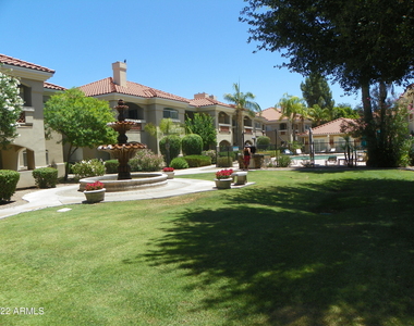 8653 E Royal Palm Road - Photo Thumbnail 22