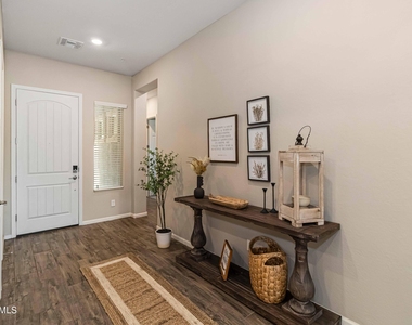 21261 W Virginia Avenue - Photo Thumbnail 3