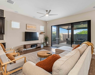 21261 W Virginia Avenue - Photo Thumbnail 11
