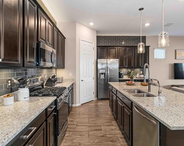 21261 W Virginia Avenue - Photo Thumbnail 5