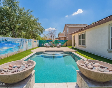 15927 N 171st Drive - Photo Thumbnail 19