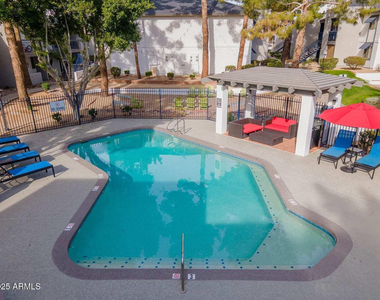 2311 E Union Hills Drive - Photo Thumbnail 7