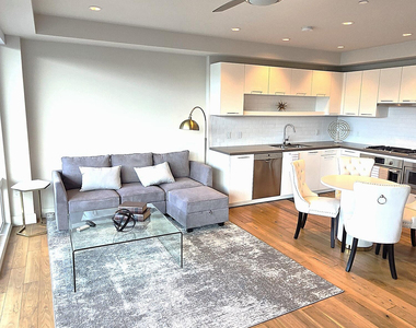 4422 N 75th Street - Photo Thumbnail 1
