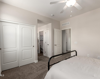 2821 S Skyline - Photo Thumbnail 23
