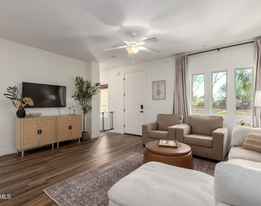 2821 S Skyline - Photo Thumbnail 4