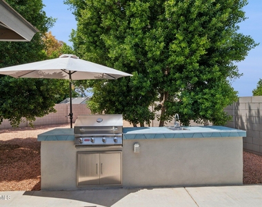 8626 E Clarendon Avenue - Photo Thumbnail 41