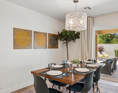 8626 E Clarendon Avenue - Photo Thumbnail 4