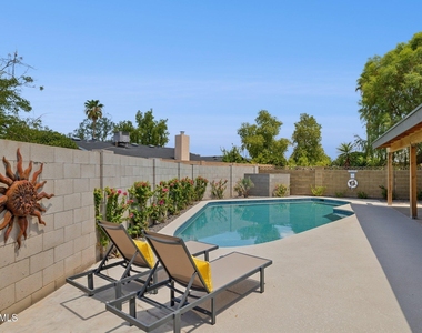 8626 E Clarendon Avenue - Photo Thumbnail 43