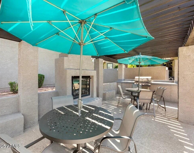 164 N 74th Street - Photo Thumbnail 9