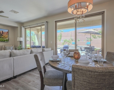 2462 W Turtle Hill Drive - Photo Thumbnail 15